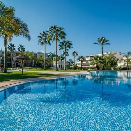 Apartment Sensational And Exotic 3-bedroom Retreat In Nueva Andalucia With A Palm Garden Marbella