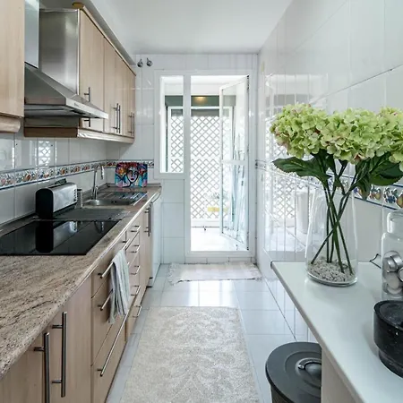 Sensational And Exotic 3-bedroom Retreat In Nueva Andalucia With A Palm Garden Apartment Marbella